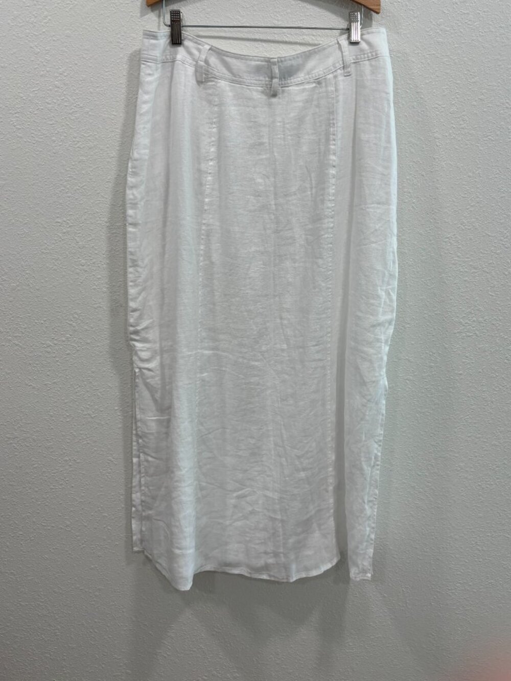 White Talbots Linen Button Skirt - Picture 4 of 5
